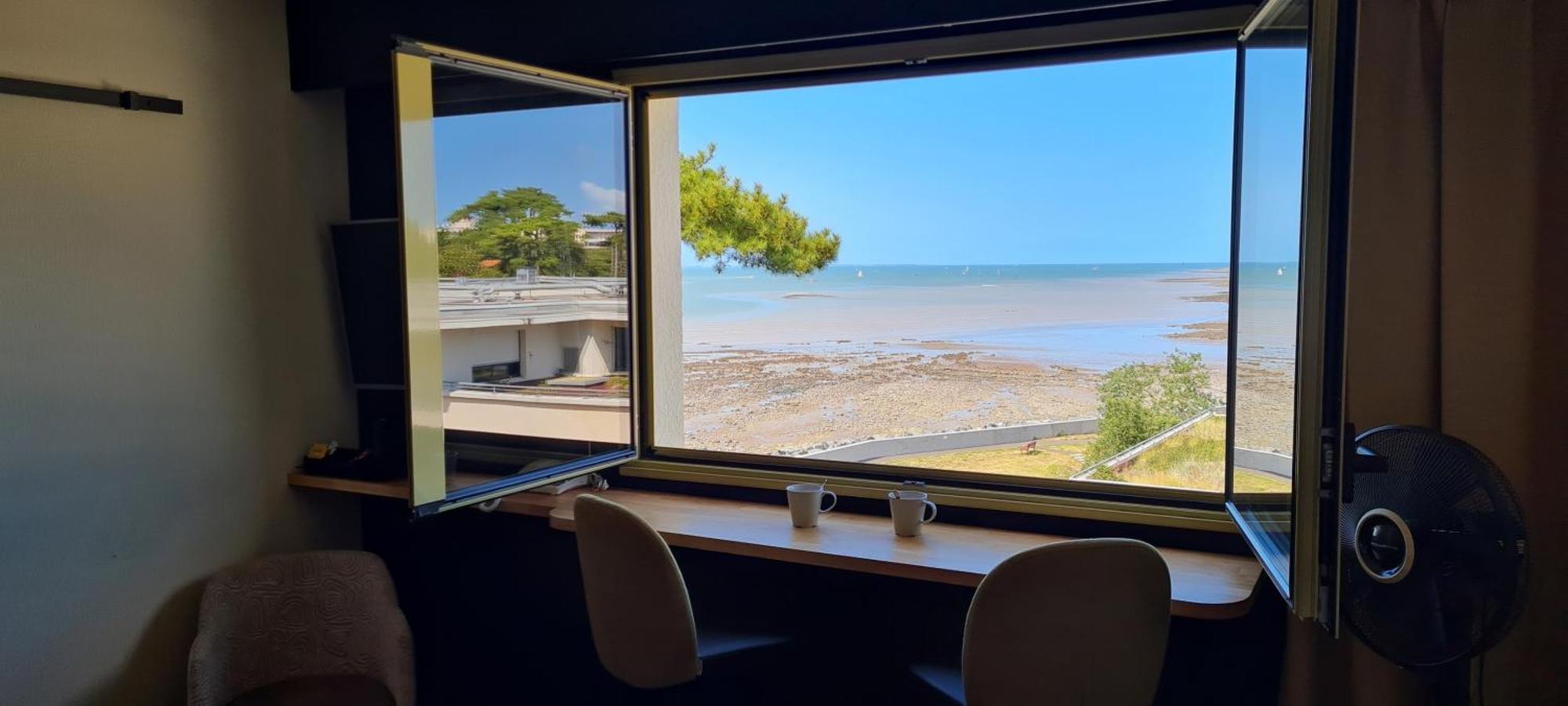 Hotel Les Brises La Rochelle  Ngoại thất bức ảnh