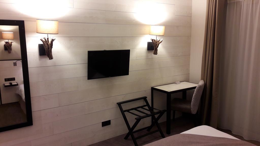 Hotel Les Brises La Rochelle  Ngoại thất bức ảnh